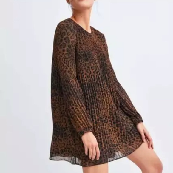 Zara trf leopard print chiffon mini dress Medium - Picture 3 of 5